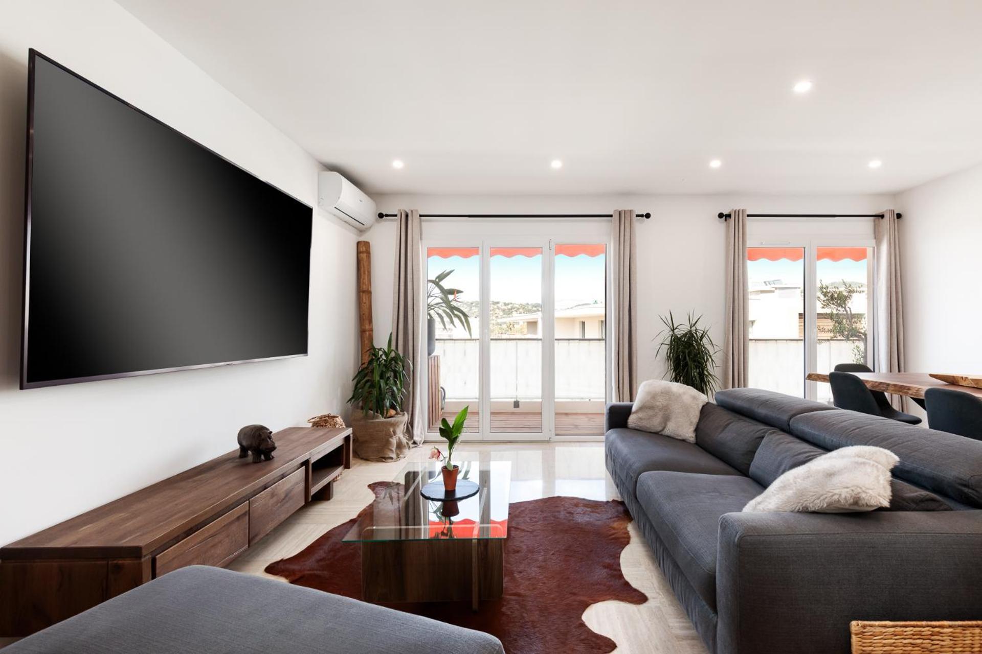 Spacieux Appartement De 114 M2 A 5 Min Des Plages - Proximite Tous Commerces Et Transports Antibes Ngoại thất bức ảnh