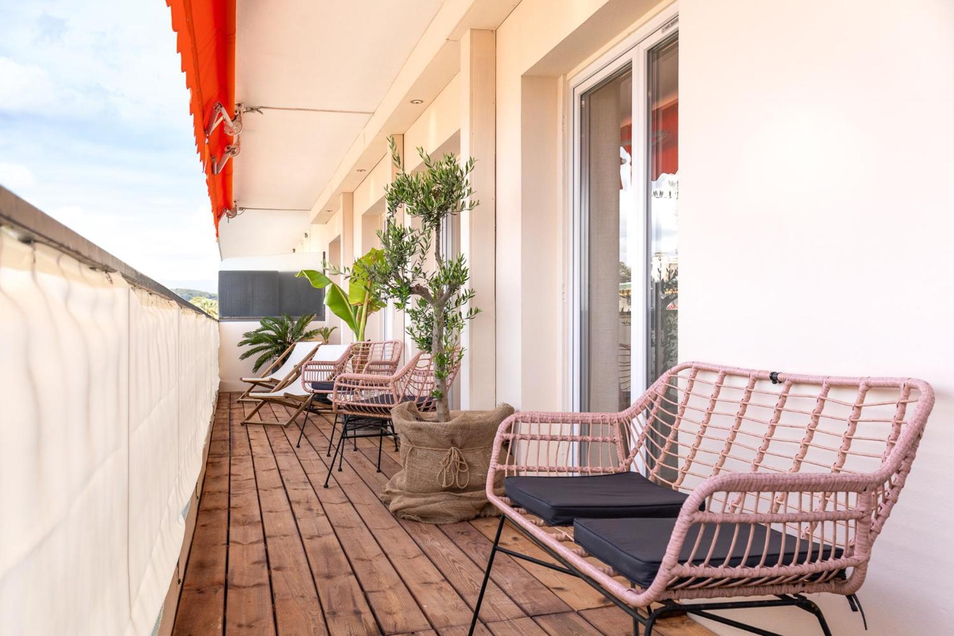 Spacieux Appartement De 114 M2 A 5 Min Des Plages - Proximite Tous Commerces Et Transports Antibes Ngoại thất bức ảnh
